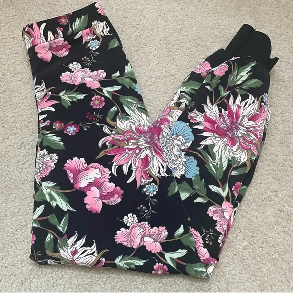 Express Ankle Length Midrise Floral Joggers - Picture 1 of 8